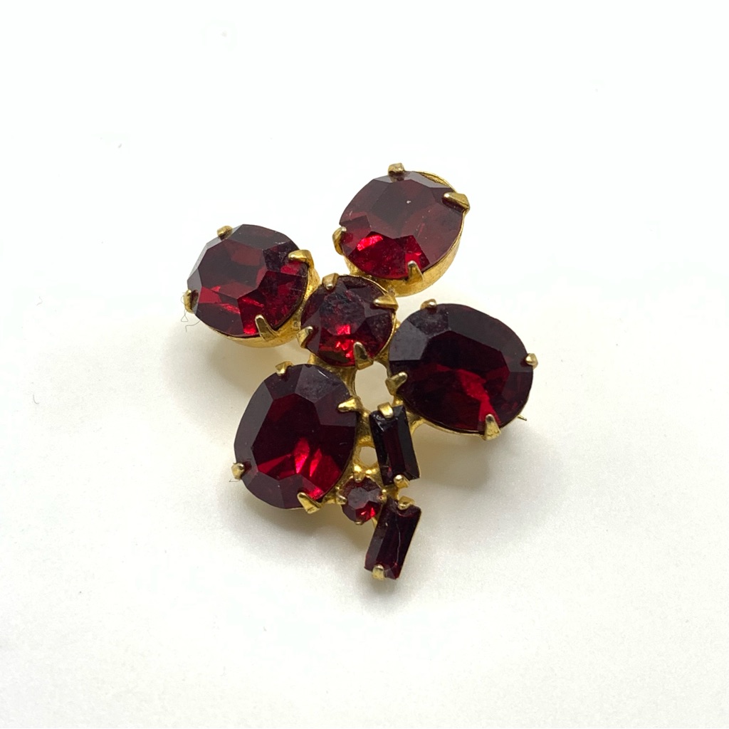 Vintage Signed Weiss Weissco Red Rhinestone Flower Small Brooch 30$